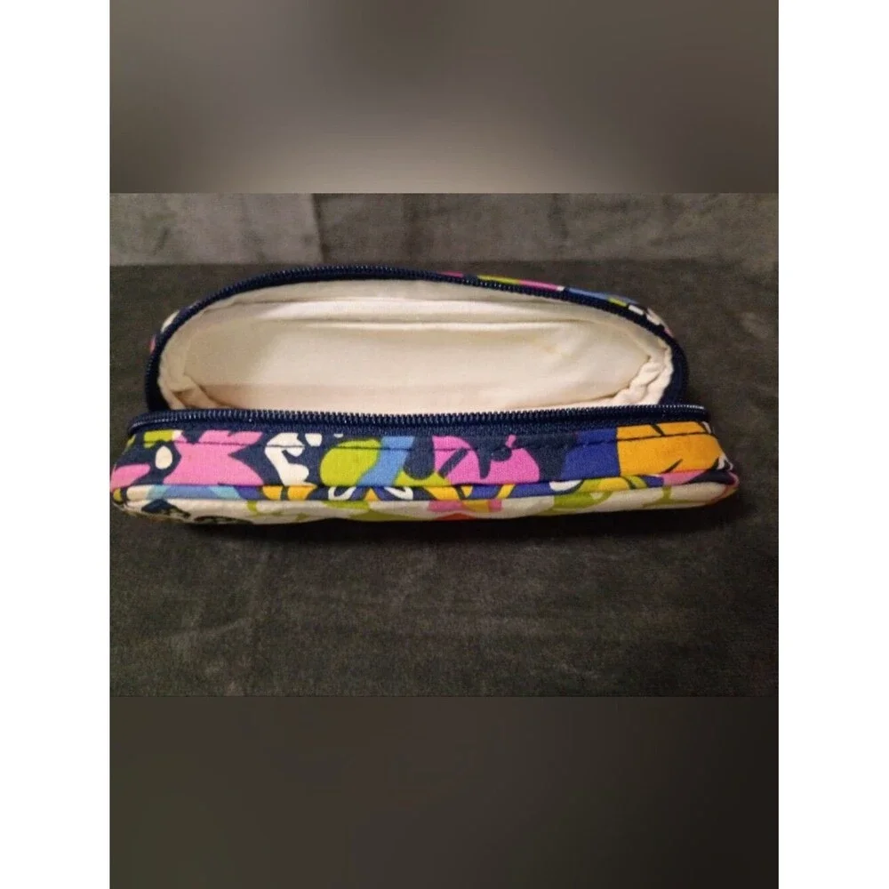 Vera Bradley Navy Floral Print Zip Soft Side Eyeglasses Case/Cosmetic Case